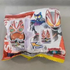 仮面ライダーガヴ　DXライダーゴチゾウセット0　2 (ギーツ)