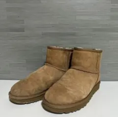UGG ブラウン ショートムートンブーツ 　 ２4㎝のサムネイル