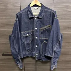 Item thumbnail for item 2baa285a-a5c6-4c97-8055-94931d1b2b5f