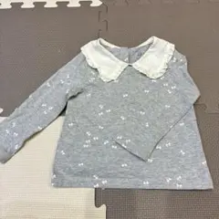 美品　リボン柄フリル襟付きグレーTシャツ