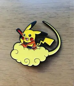 【極美品】ピカチュウ筋斗雲 ピンバッチ 孫悟空 ピカチュウ悟空