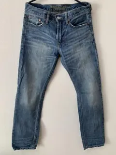 AMERICAN EAGLE OUTFITTERS スリムフィットデニム