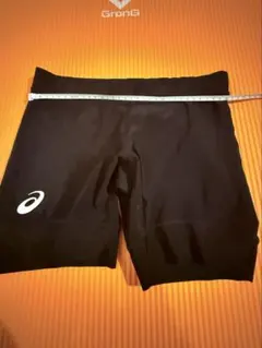 フ*ス様 アシックス 陸上用パンツ Mサイズ ブラック