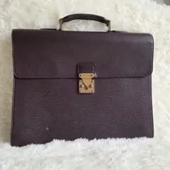 【美品✨】ルイ ヴィトン ビジネスバッグ タイガ セルヴィエットクラド 通勤鞄 楽天市場】LOUIS VUITTON ルイヴィトン セルヴィエット クラド