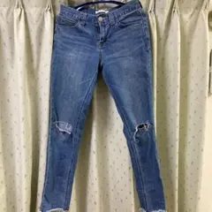 セシルマクビー　ダメージデニム スキニー ジーンズ