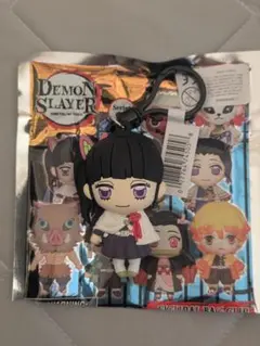 鬼滅の刃　バッグクリップ　栗花落カナヲ　キーホルダー　海外正規品