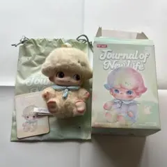 DIMOO Journey of New Life ぬいぐるみペンダント