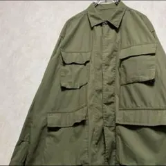 カーキ ブルゾン