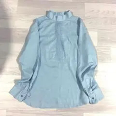 【1回使用】ヒューマンウーマン　モックネック　水色 バックボタン　ブラウス