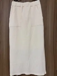 ディスコート　新品、未使用タグつき アイボリー タイトスカート
