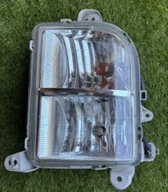 ダイハツ L150S ムーヴカスタム 右フォグランプ STANLEY P3177 - メルカリ