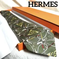 ✨HERMESエルメス✨ネクタイ 高級シルク ホルン　楽器柄 グリーン 緑 総柄