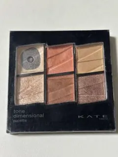 KATE トーンディメンショナルパレット コーラルベージュ系