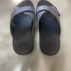 fitflop ダークグレー クロスストラップサンダルのサムネイル