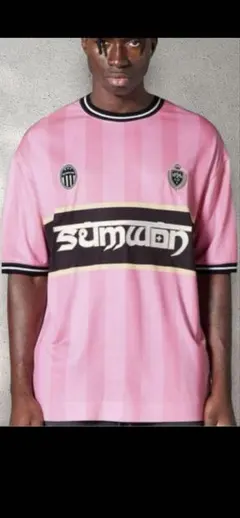 SUMWON ストリートTシャツ　メッシュ　ピンク　フットボールt