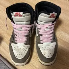 Nike Air Jordan 1 トラヴィススコットダークモカハイカット