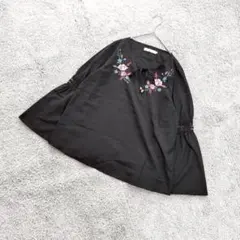 B2721【サマンサモスモスブルー】フレア袖/エキゾチック/ブラック/刺繍/Mのサムネイル
