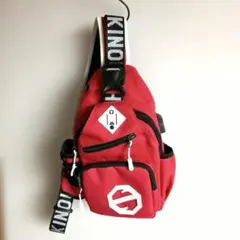 多機能ワンショルダーバック　斜めがけ　レッド