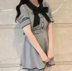 evelyn パイピングリボンロンパース