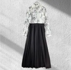 エミリアウィズ シャツワンピース 花柄 ロング丈 プリーツ 切り替え 長袖 Sのサムネイル