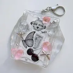 〈157〉トレカキーホルダー　硬質カードケース　トレカホルダー