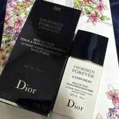 Dior フォーエヴァー&エヴァーべーす
