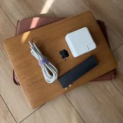 Apple MacBook Pro 13インチ 2017 i5 / 8GB