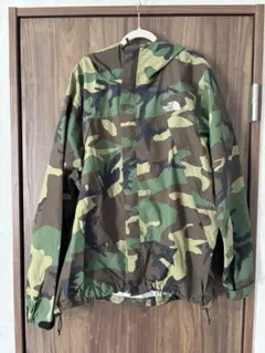 ノースフェイス　ジャケット　アウター　迷彩　カモフラ