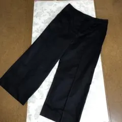 ローラアシュレイ ＊ タグ付新品未使用　センタープレス　ワイドガウチョパンツ