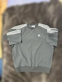 adidas グレー トレーナー Lサイズ