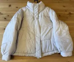 ホワイト ダウンジャケット