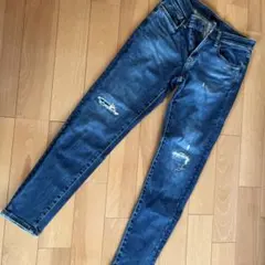 ユニクロ　ダメージスキニーデニム　30