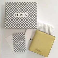 FURLA　フルラ　二つ折り財布　イエロー