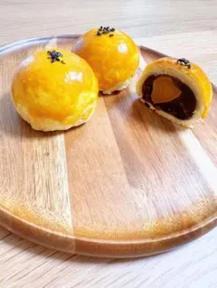 台湾名物 蛋黄酥 塩卵黄パイ 手作り 6個入り お菓子 高級スイーツ 手土産のサムネイル