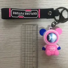 EXPLORER FUTURE クマ型キーホルダー