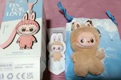 popmart公式購入ラブブ　イニシャル S