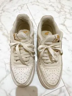 NIKE コート ビジョン アルタヒョウ柄 スニーカー 23.5cm 厚底