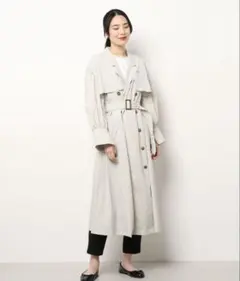 ⑤ライトカラートレンチコート