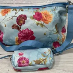 美品　花柄　ショルダーバッグ　ポシェット付き　総柄　ナイロン