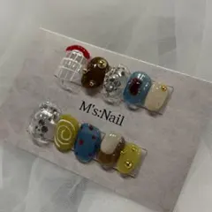 【現品03247】 個性的　ニュアンスネイル　ぷっくり　個性派ネイル　人気