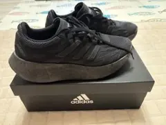 adidas adizero ARUKU オールブラック スニーカー