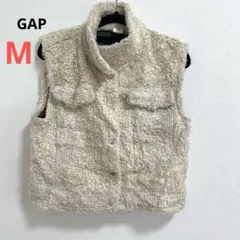 美品⭐️GAP ギャップ【M】ファー風クリーム色ベスト 暖かい 可愛い