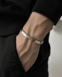 【美品】Maison Margiela シルバー925 刻印ロゴ ブレスレットのサムネイル