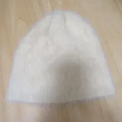 ホワイト　ファー素材　ニット帽　 Fサイズ
