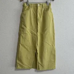 イエロースリットロングスカート