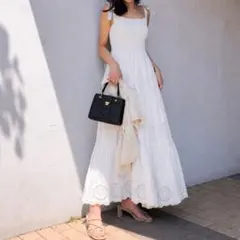 ホワイト キャミワンピース フリル刺繍
