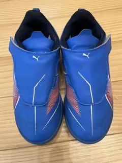 プーマ サッカートレーニングシューズ　ジュニア