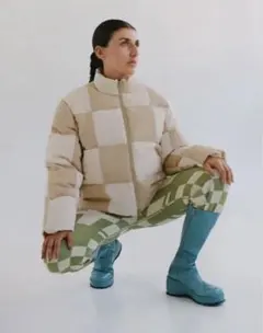 希少 Paloma Wool パロマウール ダウンジャケット ベージュのサムネイル