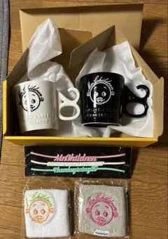 Mr.Children ファンクラブ継続特典 マグカップセット&特製クッション Mr.Children ファンクラブ継続プレゼント品 ［マグカップ・クッション
