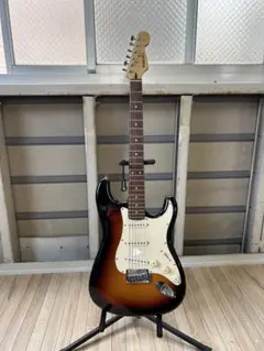 美品 Samick LS-11/3SB ストラトキャスタータイプ エレキギター - メルカリ